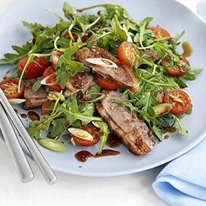 Honey & soy duck salad