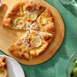 Lemon-and-Italian-Cheese Pizza