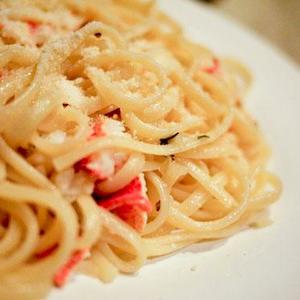 Lobster Linguine with White Wine Sauce