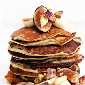 Maca Powder and Banana Pancakes