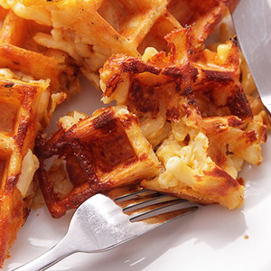 Macaroni and Cheese Waffles Recipe