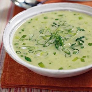 Minted pea soup