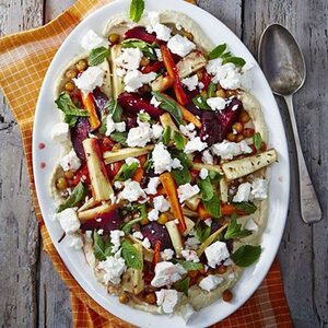 Minty roast veg & hummus salad