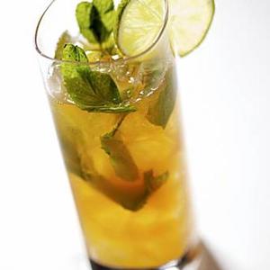 Mojito-Style Iced Tea