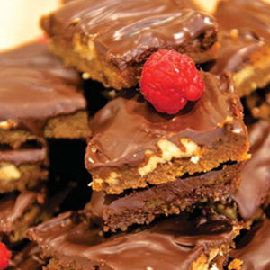 Mom’s Turtle Cookie Squares