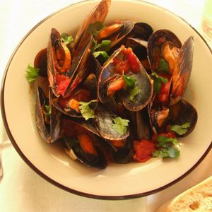 Mussels in tomato sauce