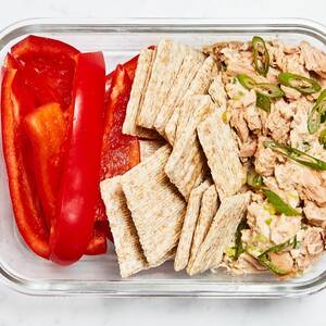 No-Cook Lunch Idea: Tuna Salad with Crackers and Red Pepper Slices