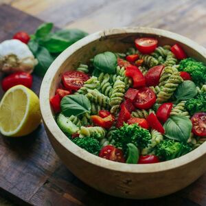 Oil-free Vegan Pesto Pasta Salad