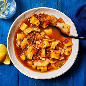 One-Pot Vegetable Soup with Cabbage