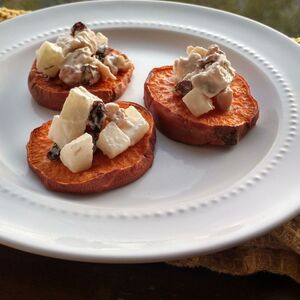 Paleo Chicken Salad Sliders