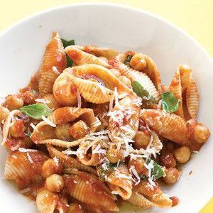 Pasta with Chickpea-Tomato Sauce