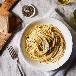 Pasta With Lemon-Parmigiano Sauce