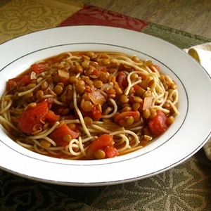 Pasta with lentil marinara