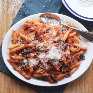 Pasta Alla Norma (Eggplant And Tomato Pasta)