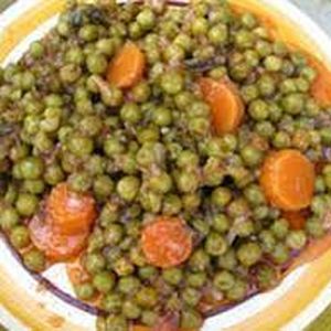 Peas Cooked in Tomato Sauce