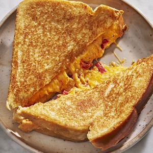 Pimento Grilled Cheese