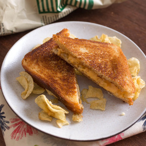 Potato Chip Grilled Cheese Recipe