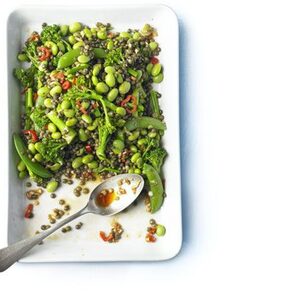 Puy lentil salad with soy beans, sugar snap peas & broccoli