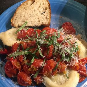 Quick Roasted Tomato Sauce