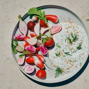 Radishes With Sesame Yogurt