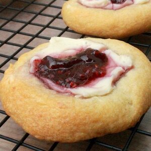 Raspberry Cream Cheese Pastries