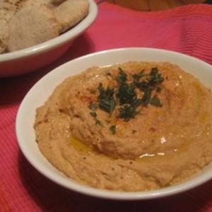 Roasted Tomato Hummus