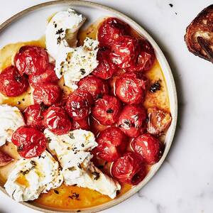 Roasted Cherry Tomato Caprese