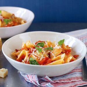 Roasted-Tomato Pasta with Basil