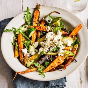 Roasted carrot, rocket & lentil salad