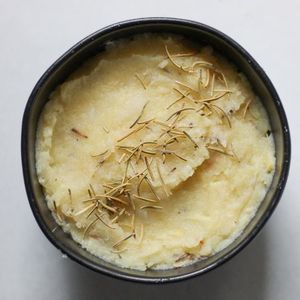 Rosemary and Garlic Parsnip Mash