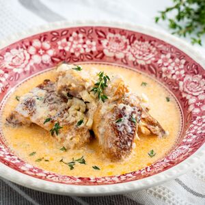 Shkmeruli, roasted chicken with garlic