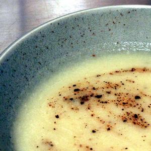 Silky Cauliflower Soup