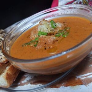 Simple Spicy Tomato Soup