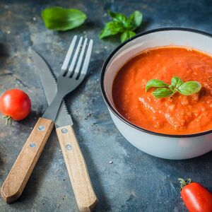 Simple Tomato Pasta Sauce