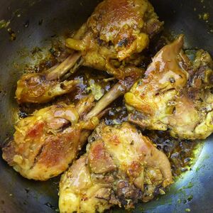 Simple Garlic Golden Chicken