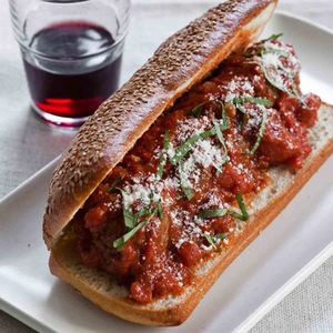 Slow Cooker Meatballs in Tomato Sauce