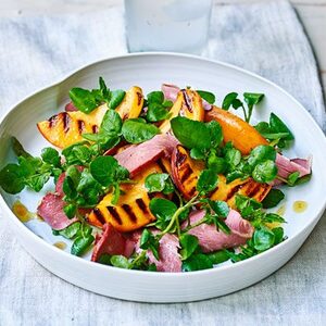 Smoked duck & grilled peach salad