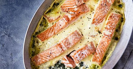 Smoked salmon & spinach gratin