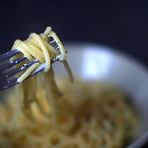 Spaghetti with Cheese and Pepper [Spaghetti Cacio e Pepe] recipes