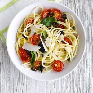 Spaghetti with cherry tomato & black olive sauce