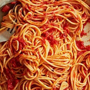 Spicy tomato spaghetti