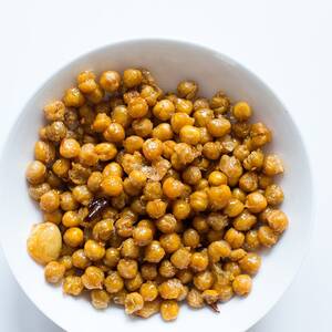 Spicy Garlic Chickpeas