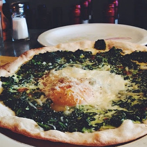 Spinach and Egg Pizzette recipes