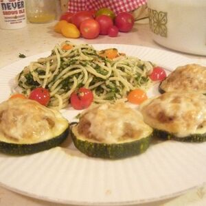 Spinach and Summer Tomato Pasta