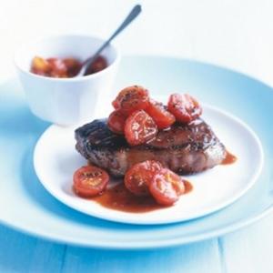 Steak With Red Wine And Cherry Tomato Sauce