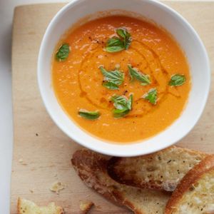 Summery Fresh Tomato Soup