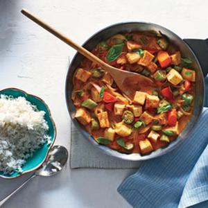 Tofu And Vegetable Curry With Rice