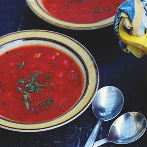 Tomato, Roast Red Pepper & Quinoa Soup (using Passata)