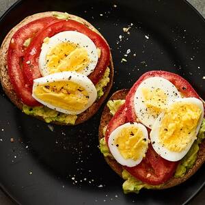 Tomato Avocado Egg Sandwich