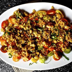 Tomato Salad With Crushed Croutons